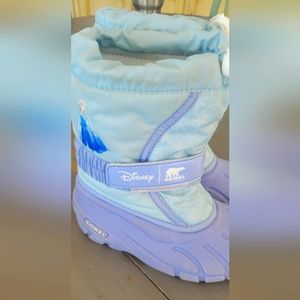 Elsa Disney Sorel snowboots. USA size 12